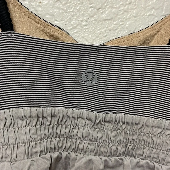 🍋 LULULEMON Bliss Tank Top Size 6 - Picture 7 of 16